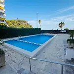 Lujoso Piso Enfrente De Playa De Fenals, 2 Terrazas