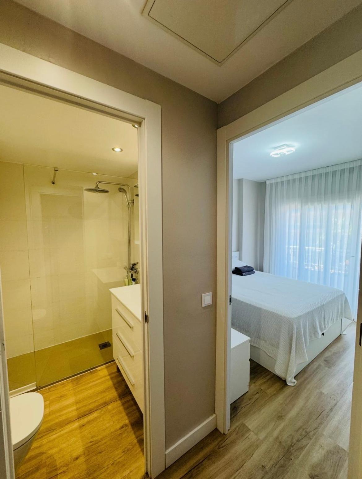 Lujoso Piso Enfrente De Playa De Fenals, 2 Terrazas Appartement Lloret de Mar