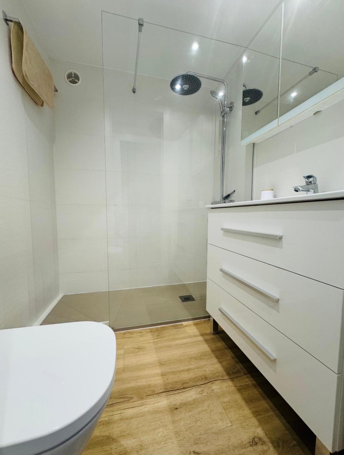 Appartement Lujoso Piso Enfrente De Playa De Fenals, 2 Terrazas Lloret de Mar